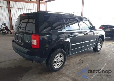 2016 Jeep Patriot Sport z USA, uszkodzony, nr VIN 1C4NJPBA3GD734958